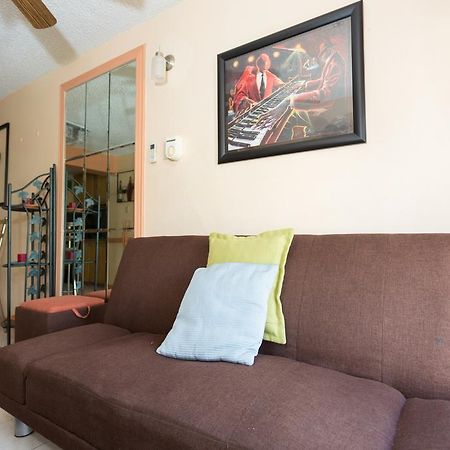 Cozy Accommodations Кингстон Экстерьер фото
